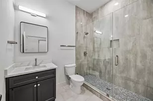 2010 Commerce St, Dallas, TX 75201 - Photo 7