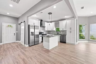 705 E Austin Street, Paris, TX 75460 - Photo 13