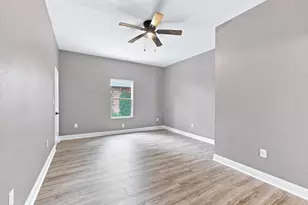705 E Austin St, Paris, TX 75460 - Photo 25
