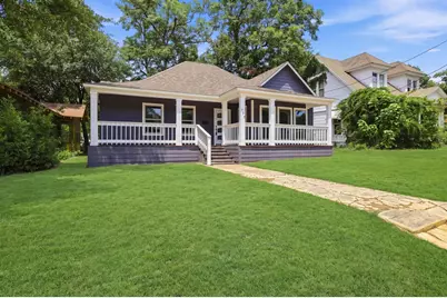 705 E Austin Street, Paris, TX 75460 - Photo 1