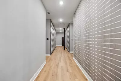 2010 Commerce Street #B204, Dallas, TX 75201 - Photo 9