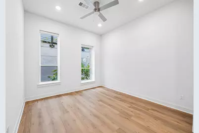 2010 Commerce Street #B204, Dallas, TX 75201 - Photo 3