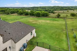 8078 Cutter Corral Rd, Fort Worth, TX 76126 - Photo 29