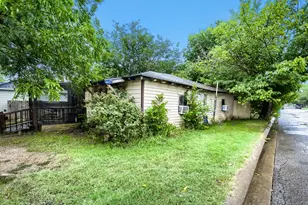 1012 E Jefferson St, Waxahachie, TX 75165 - Photo 21