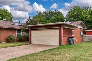 1202 NW 4th Ave, Mineral Wells, TX 76067 - Photo 5