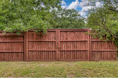 1202 NW 4th Avenue, Mineral Wells, TX 76067 - Photo 31
