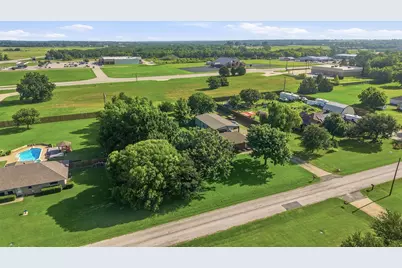522 Preston Drive, Pottsboro, TX 75076 - Photo 5
