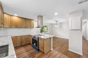 2335 Hartline Dr, Dallas, TX 75228 - Photo 9