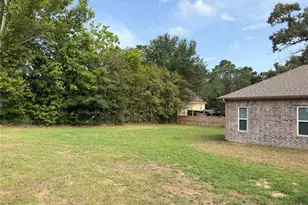 449 Cypress St, Pittsburg, TX 75686 - Photo 5