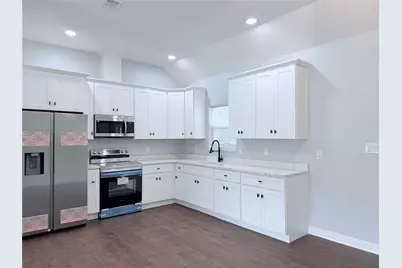 449 Cypress Street, Pittsburg, TX 75686 - Photo 9