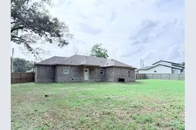 449 Cypress Street, Pittsburg, TX 75686 - Photo 7