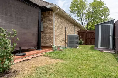 1743 Preston On The Lake Boulevard, Little Elm, TX 75068 - Photo 11