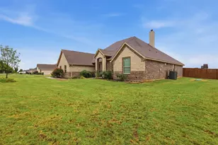 265 County Rd 1105, Rio Vista, TX 76093 - Photo 5