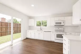 4201 Phoenix, Carrollton, TX 75010 - Photo 17
