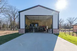 101 Lakeview Trl, Mabank, TX 75147 - Photo 33
