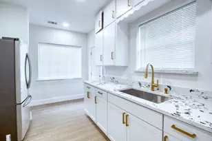 2511 W Lovers Ln, Dallas, TX 75235 - Photo 9
