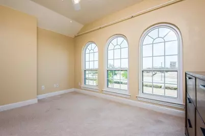 6927 Verde, Irving, TX 75039 - Photo 9