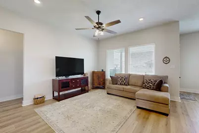 100 Turnrow Cove, Snook, TX 77878 - Photo 3