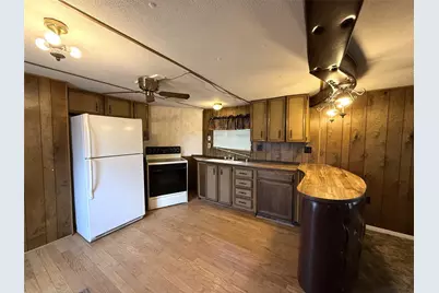 1025 E Owing Street, Denison, TX 75021 - Photo 3