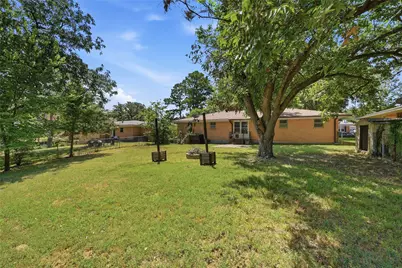 1303 Lafayette Drive, Denison, TX 75020 - Photo 3