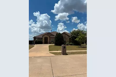 209 Newcastle Street, Waxahachie, TX 75165 - Photo 1
