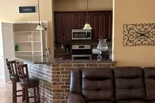 209 Newcastle St, Waxahachie, TX 75165 - Photo 5
