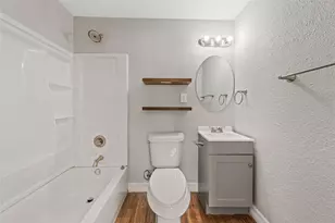 117 N Oak St, Lacy Lakeview, TX 76705 - Photo 15