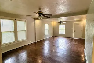1007 W Clarendon Dr, Dallas, TX 75208 - Photo 5