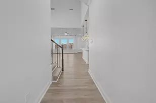 523 Paddock Way, Irving, TX 75039 - Photo 5
