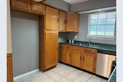 22 E Townhouse Lane #31, Grand Prairie, TX 75052 - Photo 15
