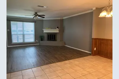 22 E Townhouse Lane #31, Grand Prairie, TX 75052 - Photo 13