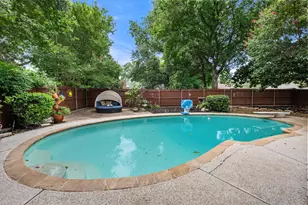 704 Whistler Dr, Arlington, TX 76006 - Photo 29