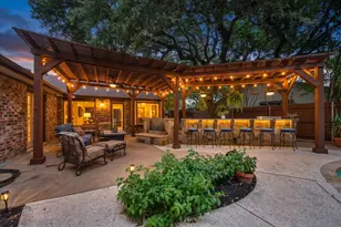 704 Whistler Dr, Arlington, TX 76006 - Photo 1