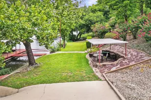 363 Oakview Rd, Gainesville, TX 76240 - Photo 11