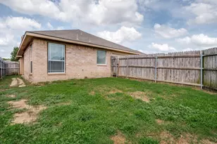 709 Catalina Dr, Lancaster, TX 75146 - Photo 19