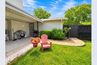 8633 Baumgarten Drive, Dallas, TX 75228 - Photo 21