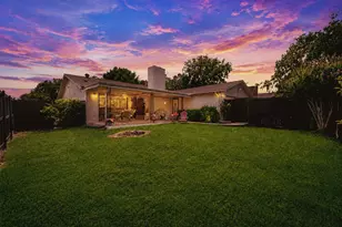 8633 Baumgarten Dr, Dallas, TX 75228 - Photo 19
