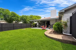 8633 Baumgarten Dr, Dallas, TX 75228 - Photo 27
