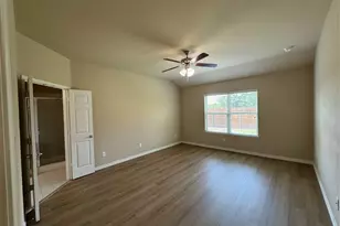 2108 Megan Creek Dr, Little Elm, TX 75068 - Photo 9