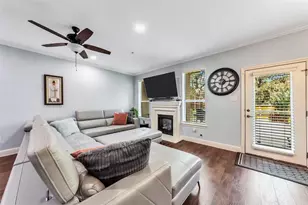 619 Rosemead Dr, Euless, TX 76039 - Photo 3