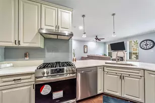 619 Rosemead Dr, Euless, TX 76039 - Photo 7
