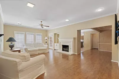 1208 Oriental Avenue, Arlington, TX 76011 - Photo 7