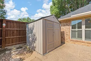1208 Oriental Ave, Arlington, TX 76011 - Photo 29