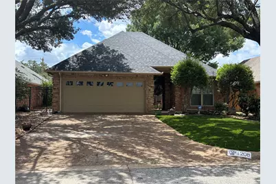 1208 Oriental Avenue, Arlington, TX 76011 - Photo 1