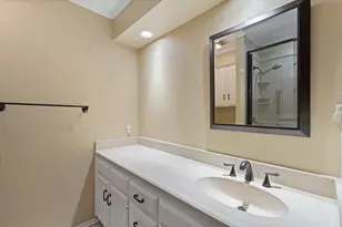 1208 Oriental Ave, Arlington, TX 76011 - Photo 25