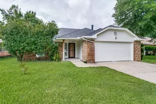 2813 Creekwood Ln, Fort Worth, TX 76123 - Photo 1