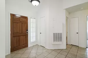 2813 Creekwood Ln, Fort Worth, TX 76123 - Photo 3