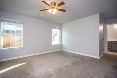815 Ritchey Street, Gainesville, TX 76240 - Photo 7