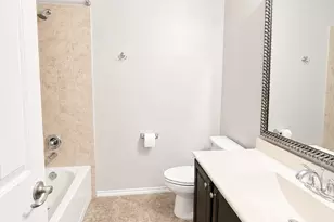 301 Hideaway Rd, McKinney, TX 75072 - Photo 11