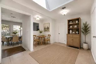 8955 Boundbrook Ave, Dallas, TX 75243 - Photo 13